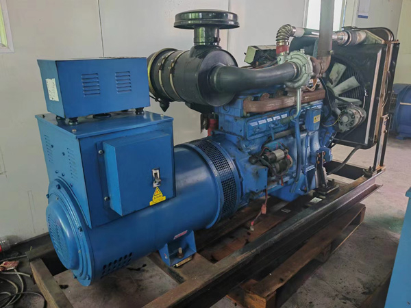 涉县100kW柴油发电机组使用多级机油有哪些优缺点？